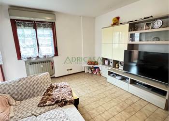 Appartamento con tre camere da letto a Mezzano
