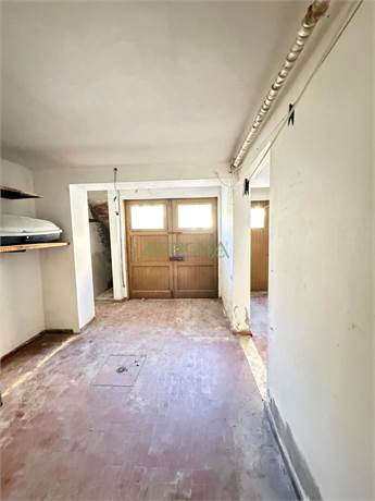 Photo 34