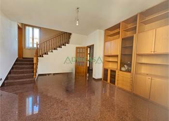 Villa indipendente in vendita a Santarcangelo