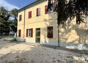 Casa singola a Sant'Alberto di Ravenna con lotto di 1000 mq