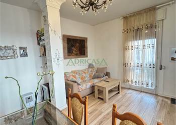 Appartamento al piano terra con giardino e garage a Ravenna