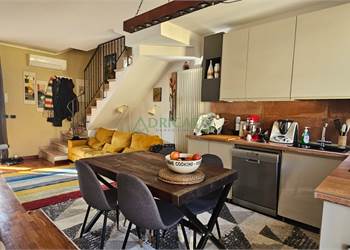 Villetta a schiera con vista mare a Igea Marina