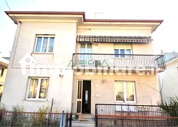 Villa bifamiliare in zona Lagomaggio - Rimini