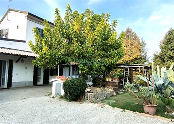 Casa indipendente con giardino - Ravenna